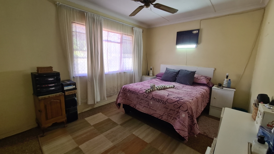 4 Bedroom Property for Sale in Naudeville Free State